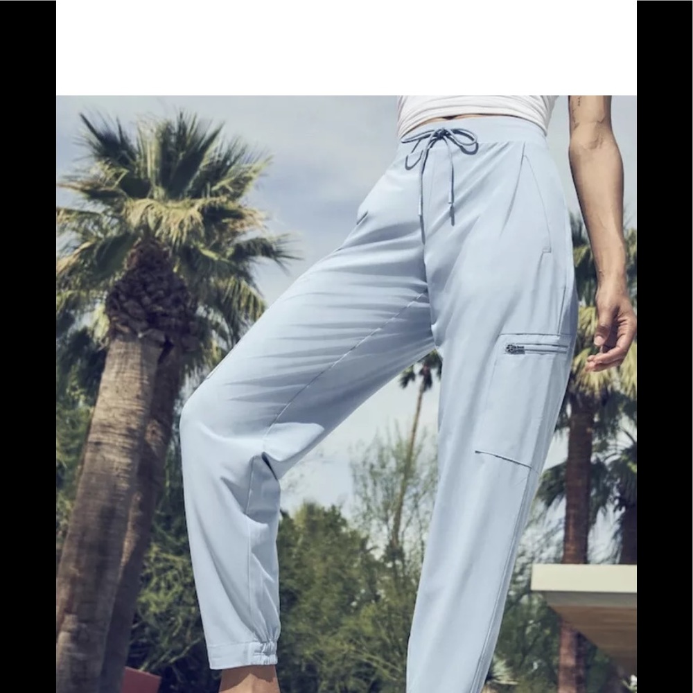 Athleta light blue venture travel pant